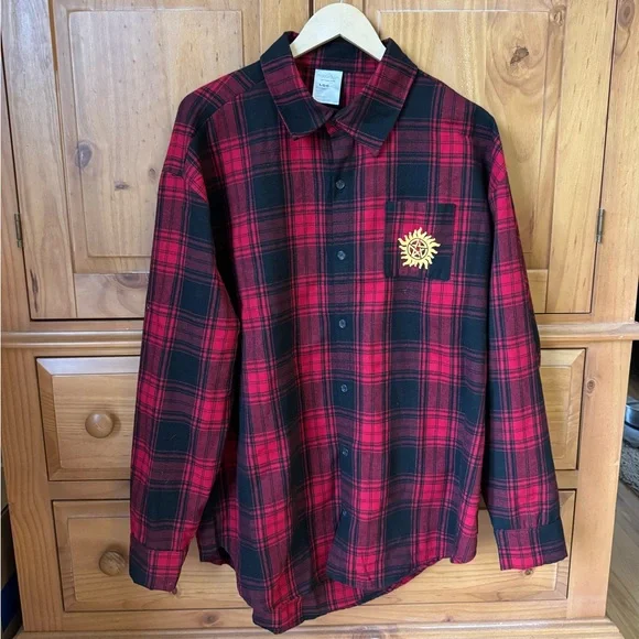 Supernatural Culturefly Plaid Winchester Brothers Size L - Picture 1 of 6